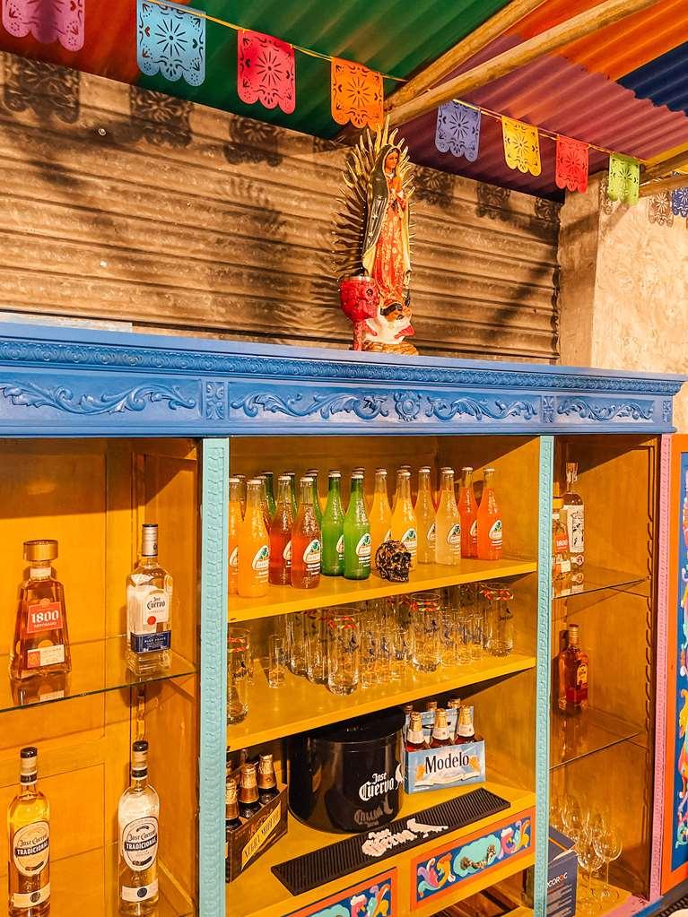 Palacio de Aviles Affiliated By Melia Restaurante foto A selection of bottled Jarritos at a restaurant in San Francisco, California