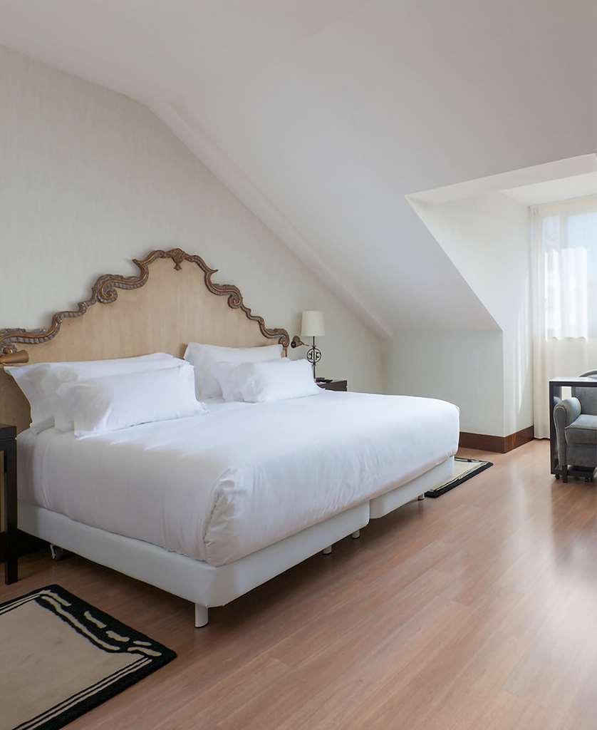 Palacio de Aviles Affiliated By Melia Habitación foto