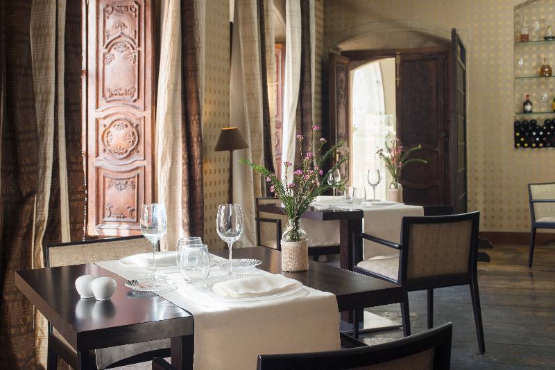 Palacio de Aviles Affiliated By Melia Exterior foto Restaurant "La Perruche"